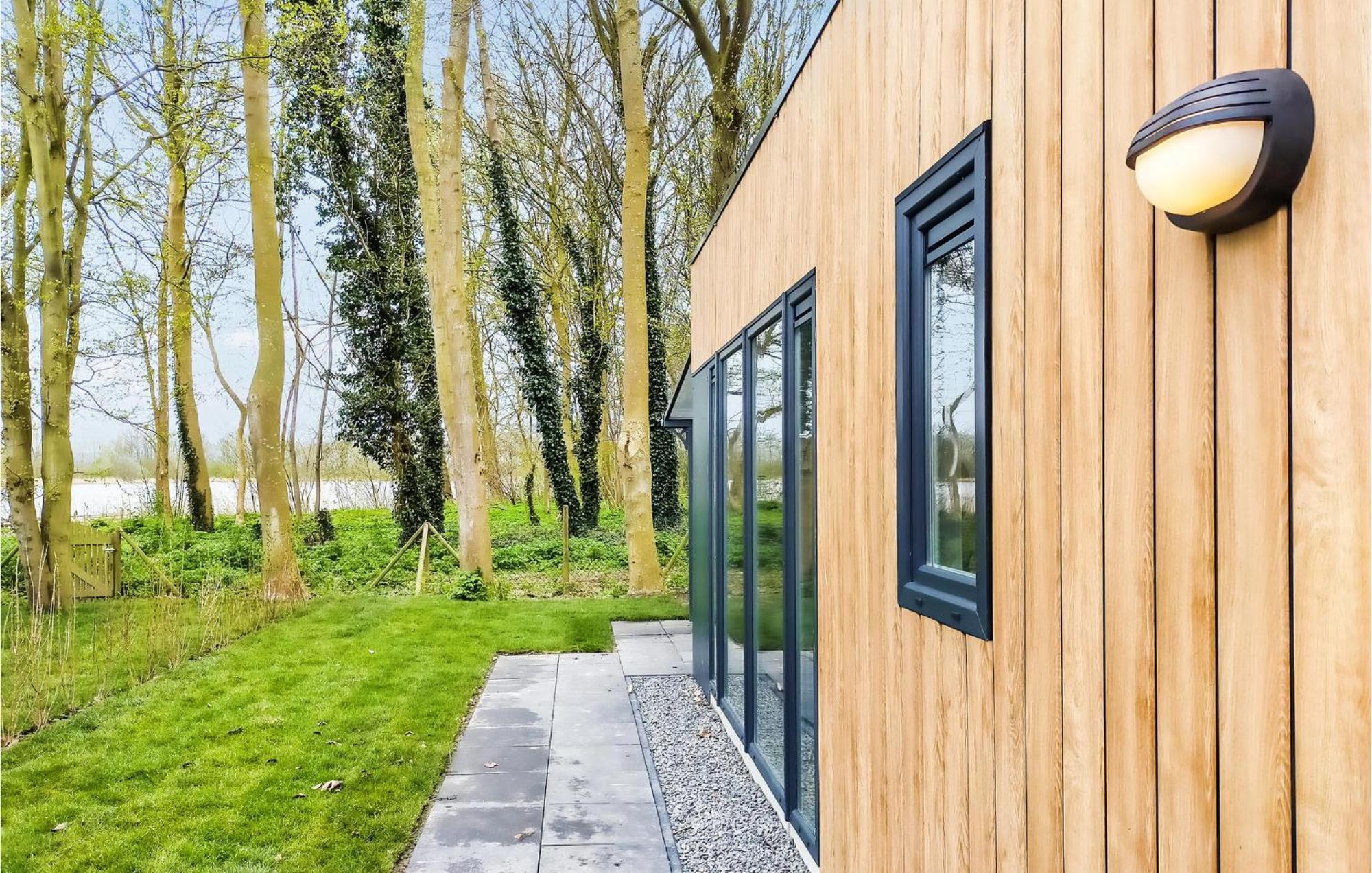 Gorgeous Home In Heinkenszand With House Sea View Exterior photo